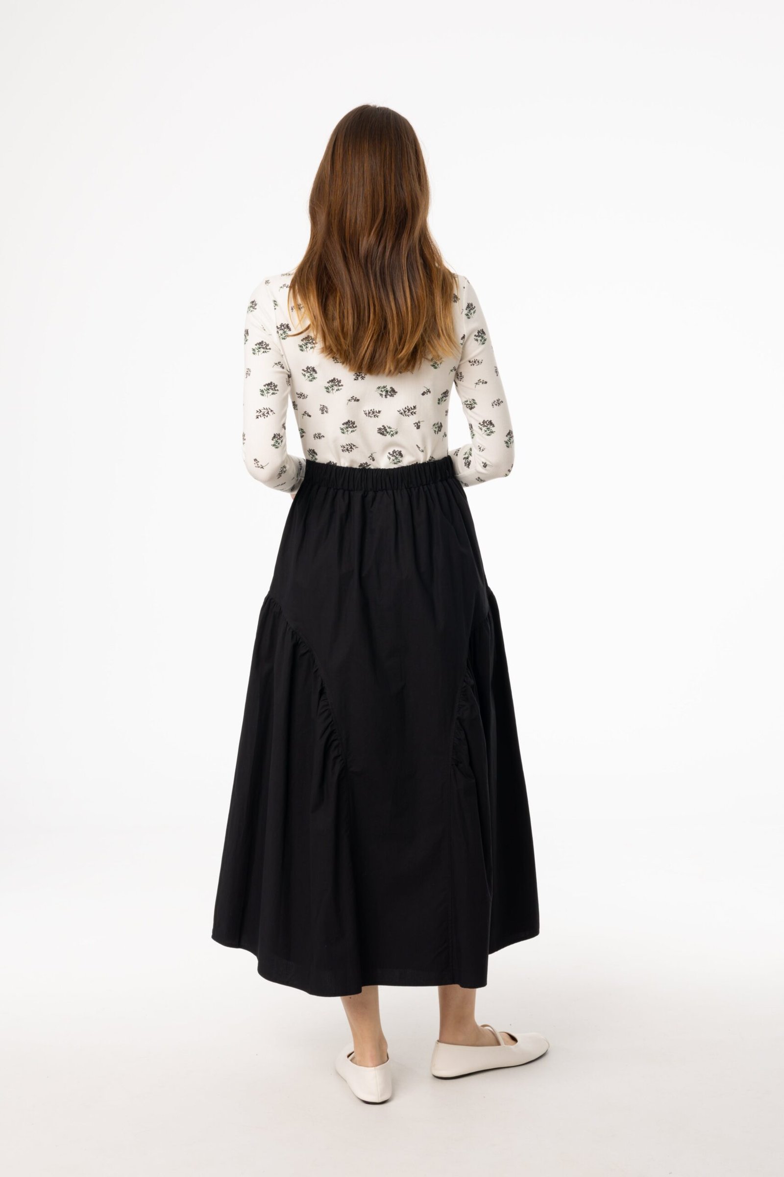 Black Circle Seam Skirt - Image 3